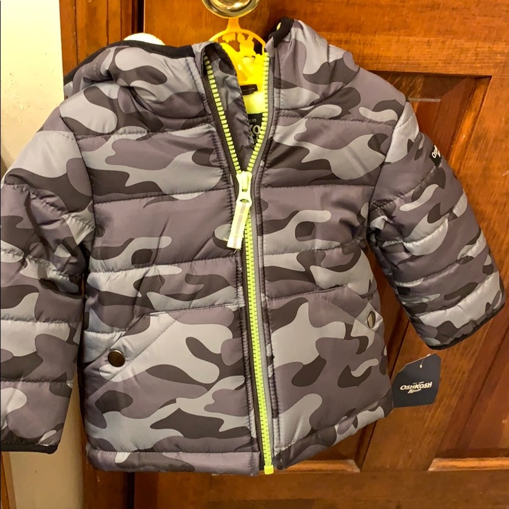 NEW Camo toddler boy winter jacket with hood